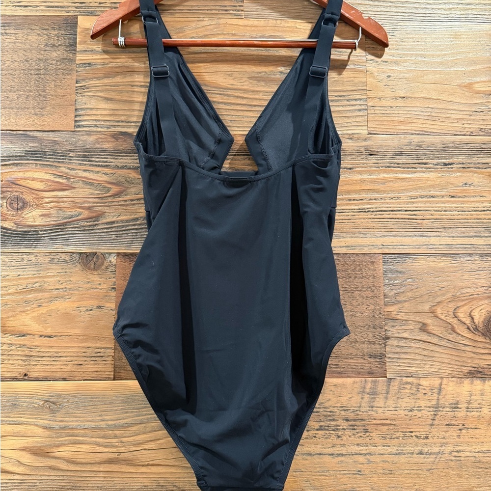 ZIMMERMAN**2025 Rhiannon Black One-Piece Swimwear with Plunging V-Neck - Picture 12 of 15